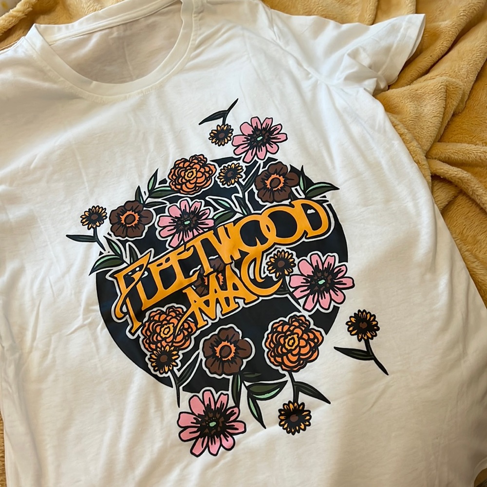 Fleetwood Mac Graphic Tee Size M